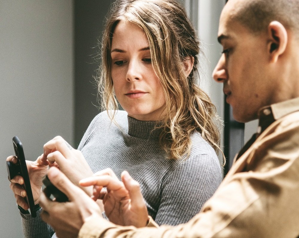 Etiquette for Social Media Condolences